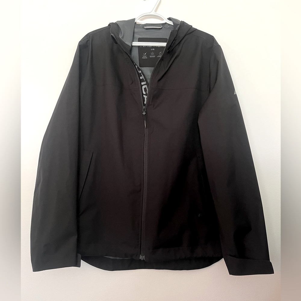 Like new !! Nautica Men's Black windbreaker